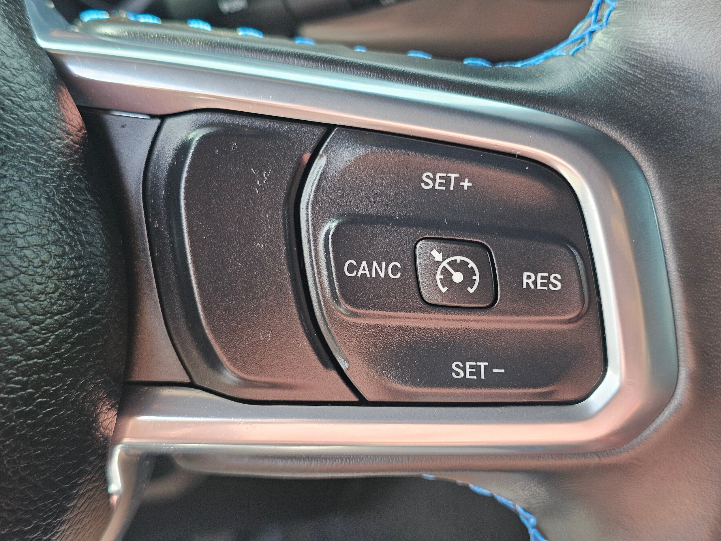 Used 2022 Jeep Wrangler Unlimited Rubicon 4xe w/ Steel Bumper Group AWD/4WD image 26