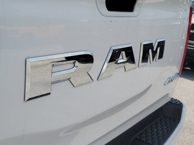 Used 2025 RAM 1500 Laramie w/ Sport Appearance Package AWD/4WD image 5