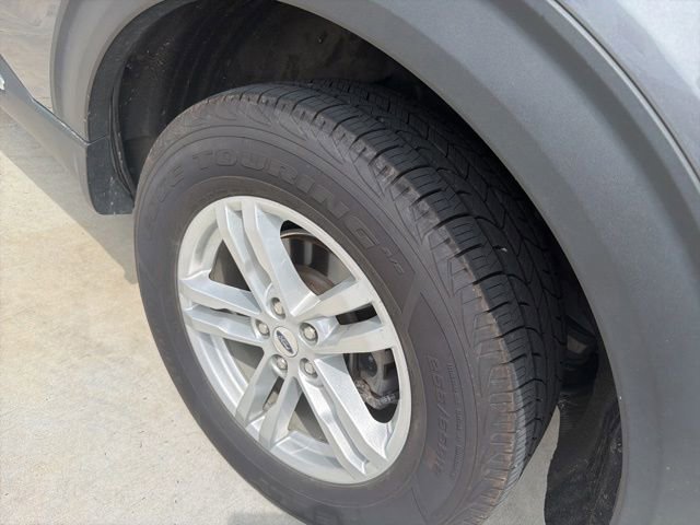 Certified 2021 Ford Explorer XLT w/ Equipment Group 202A AWD/4WD image 29