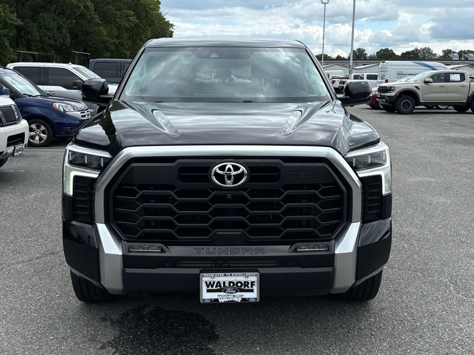 Used 2023 Toyota Tundra Limited w/ TRD Off-Road Package AWD/4WD image 6