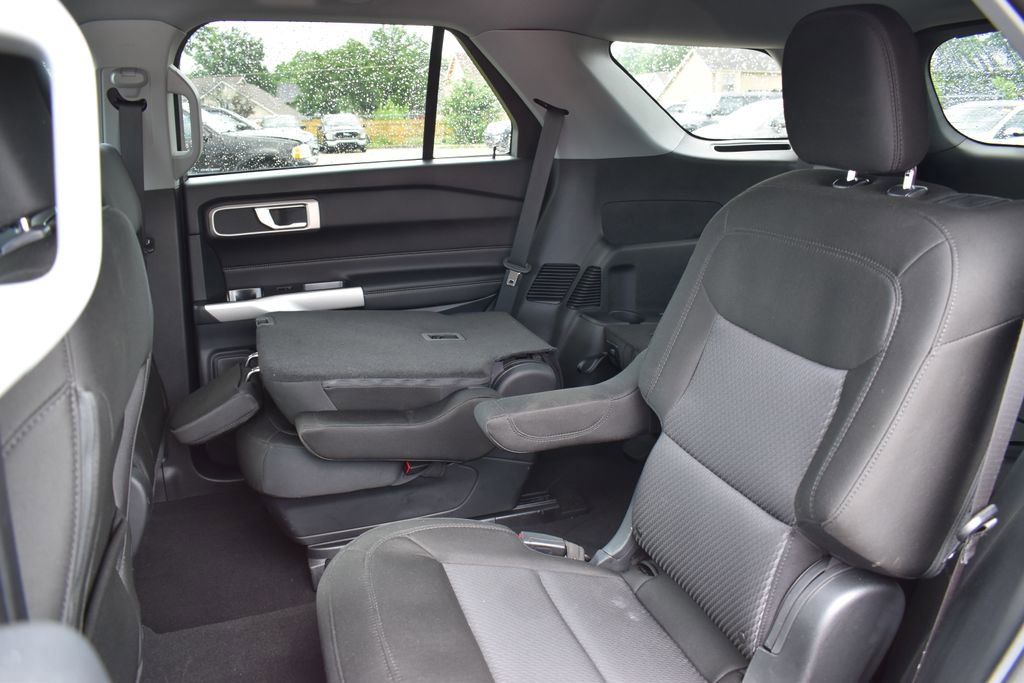 Certified 2024 Ford Explorer XLT AWD/4WD image 8