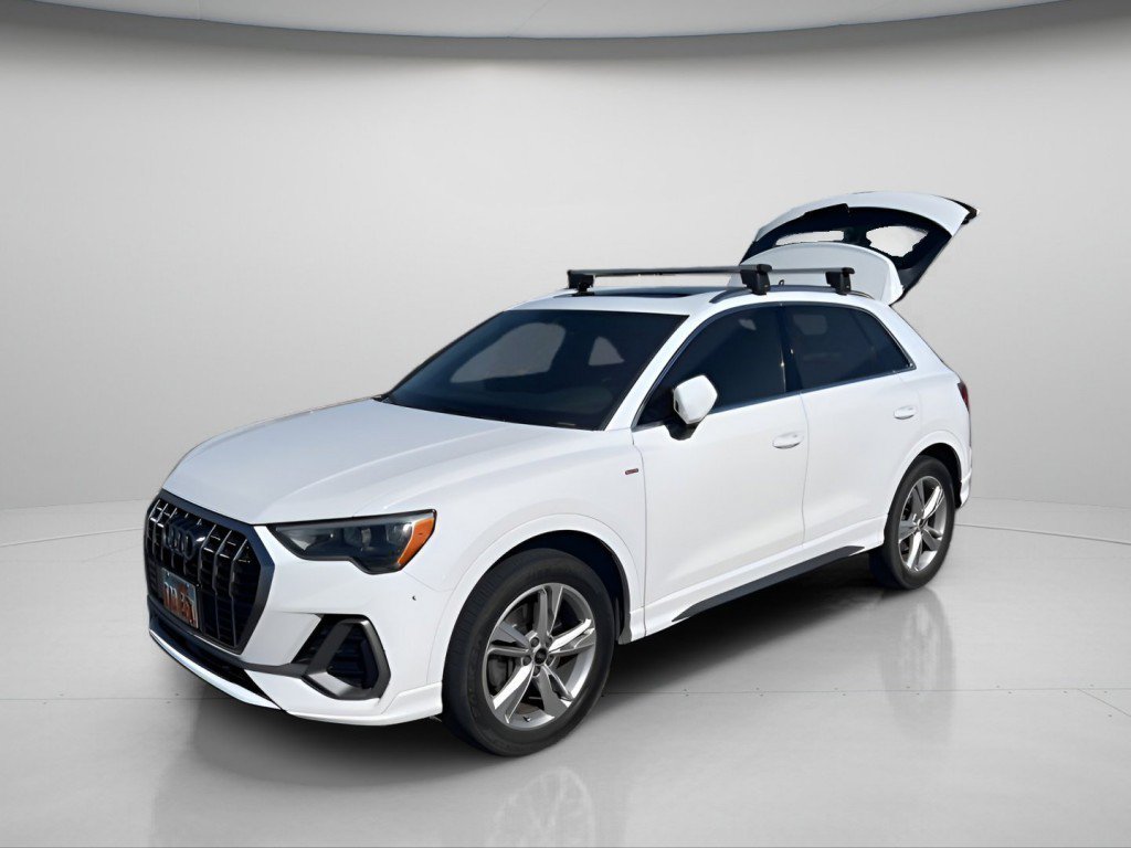 Used 2021 Audi Q3 2.0T Premium w/ Convenience Package AWD/4WD image 16