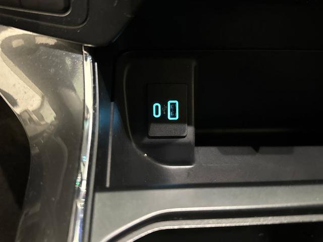 Certified 2022 Ford F150 XLT w/ Equipment Group 302A High image 30