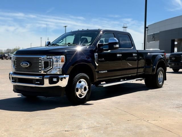 Certified 2022 Ford F350 Lariat w/ Lariat Ultimate Package image 4