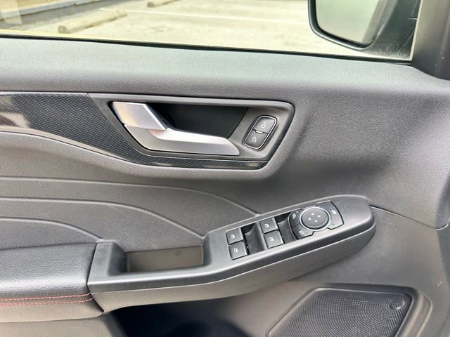 Certified 2024 Ford Escape ST-Line w/ Tech Pack #1 AWD/4WD image 28
