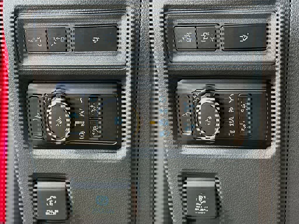 Certified 2024 Ford F150 XLT w/ Equipment Group 302A MID image 27