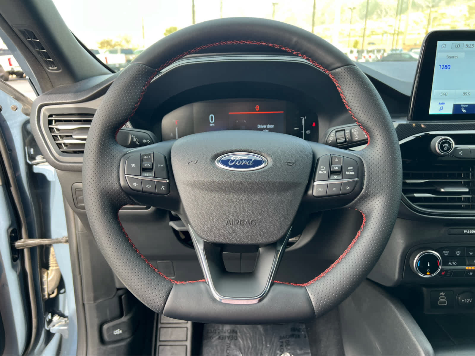 Certified 2025 Ford Escape ST-Line Select AWD/4WD image 34