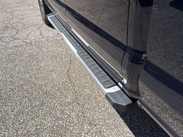 Certified 2022 Ford F150 XLT w/ XTR Package AWD/4WD image 4