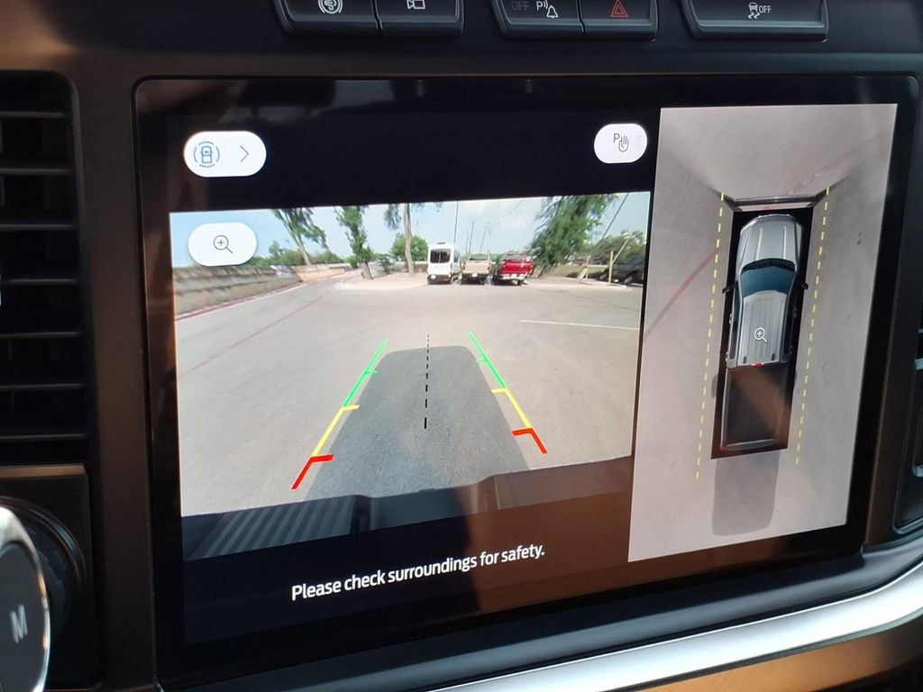 Certified 2024 Ford F250 King Ranch AWD/4WD image 27