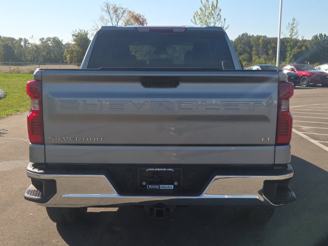 Used 2024 Chevrolet Silverado 1500 LT AWD/4WD image 8