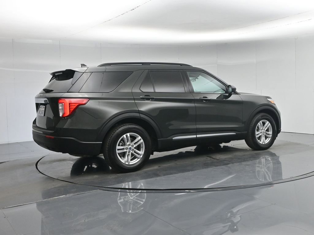Certified 2022 Ford Explorer XLT image 33