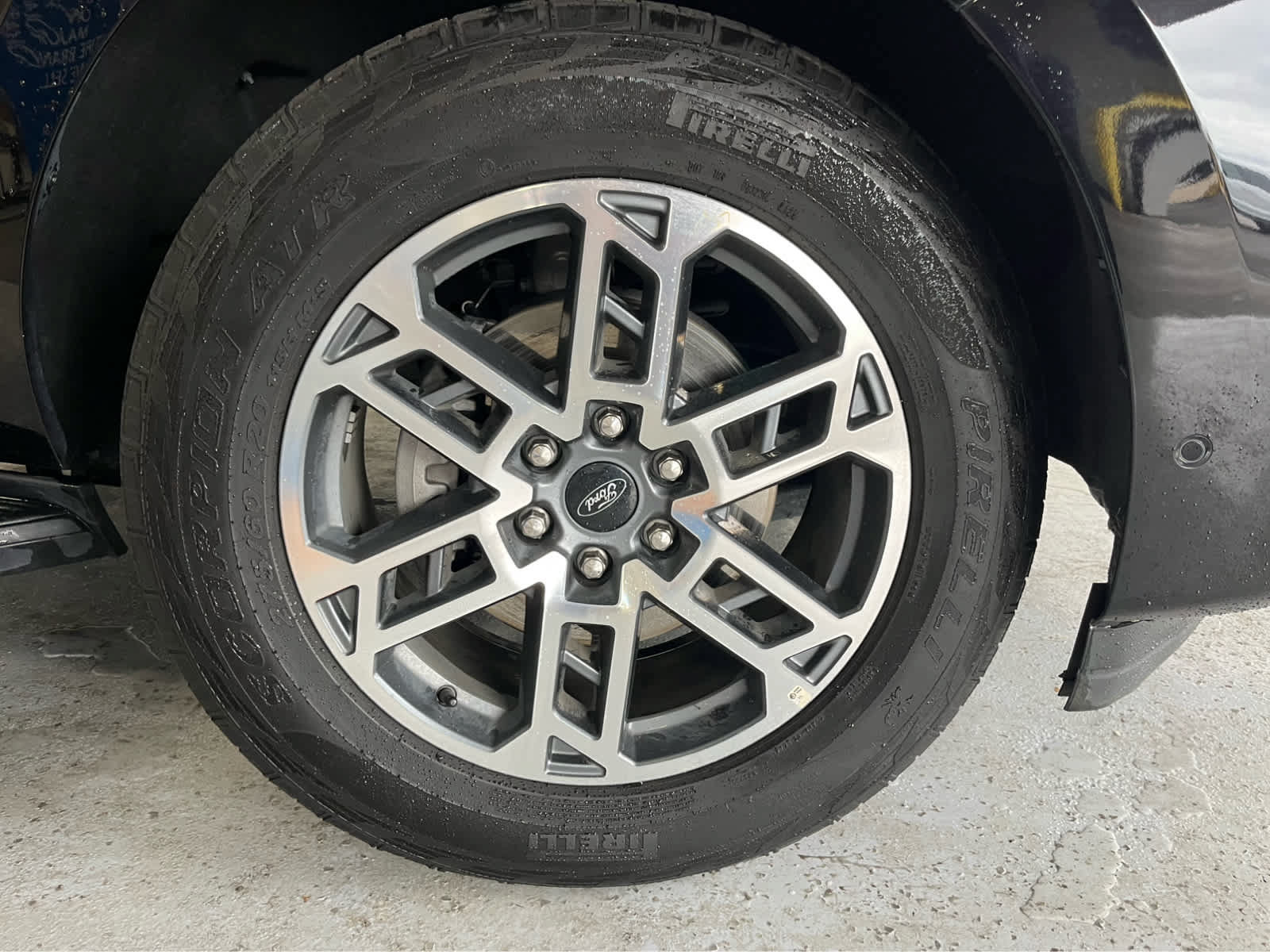 Certified 2025 Ford Expedition Active AWD/4WD image 58