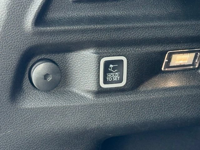 Used 2021 Jeep Grand Cherokee L Limited AWD/4WD image 13