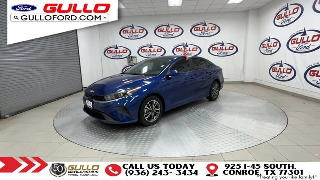 Used 2023 Kia Forte LXS FWD image 4