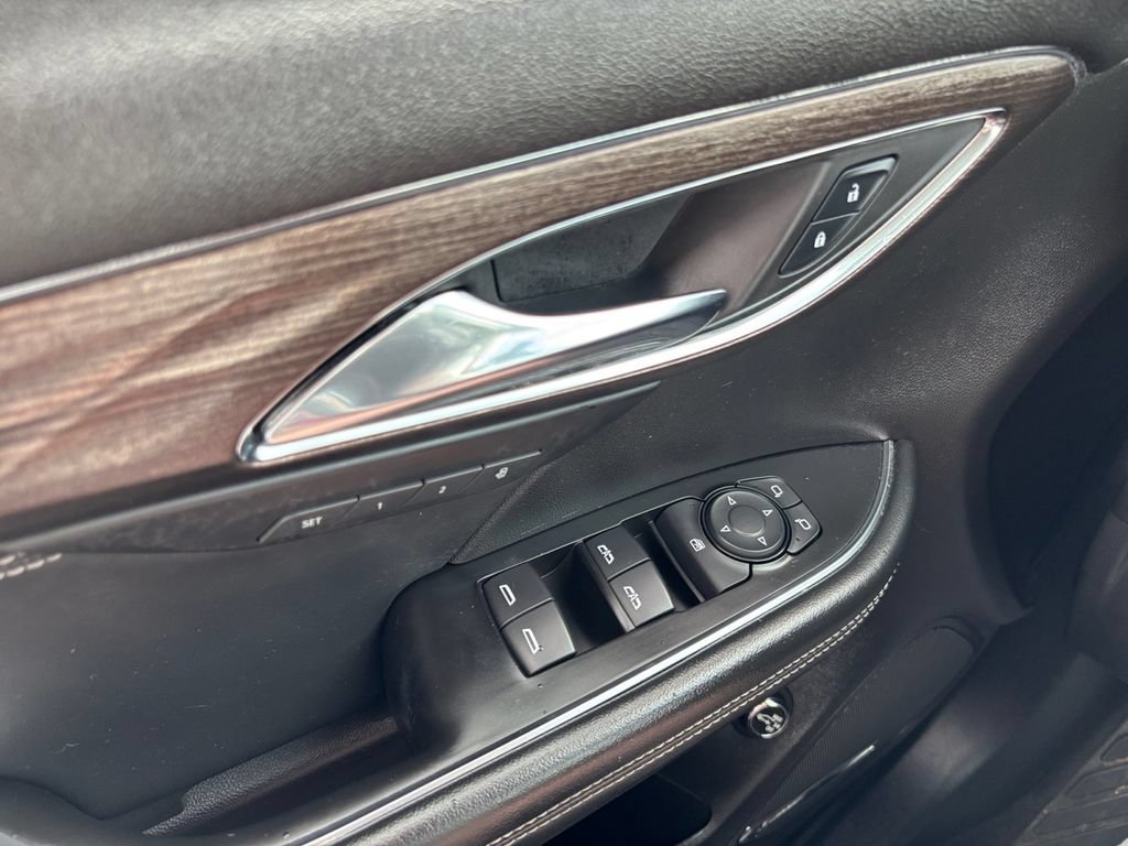 Used 2023 Buick Envision Avenir FWD image 16