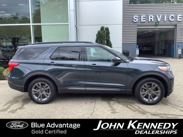 Certified 2023 Ford Explorer XLT w/ Equipment Group 202A AWD/4WD image 2