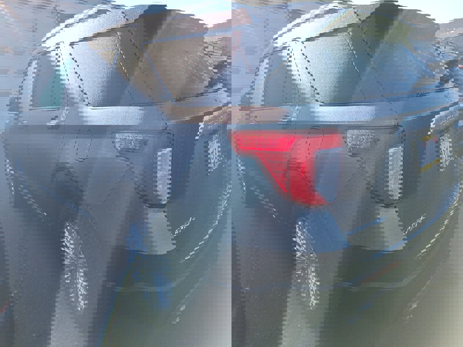 Certified 2020 Ford Explorer Limited w/ Class III Trailer Tow Package image 4