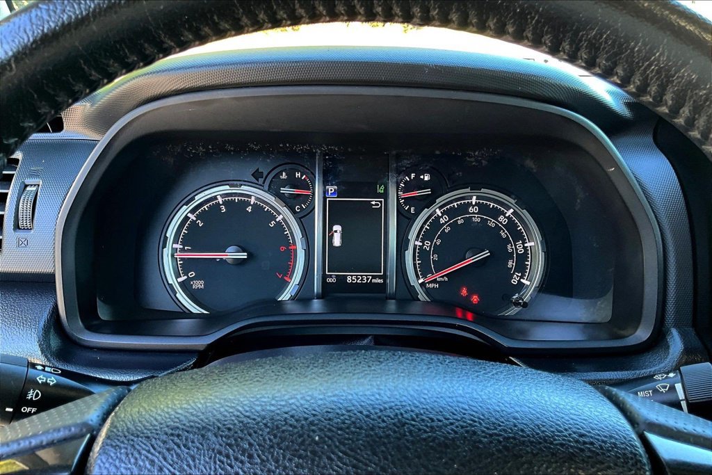 Used 2021 Toyota 4Runner TRD Off-Road AWD/4WD image 15