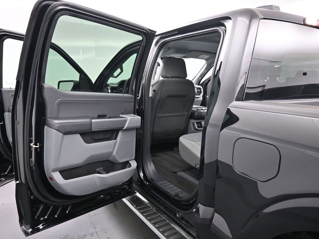 Certified 2025 Ford F150 XLT w/ Equipment Group 301A Standard image 42
