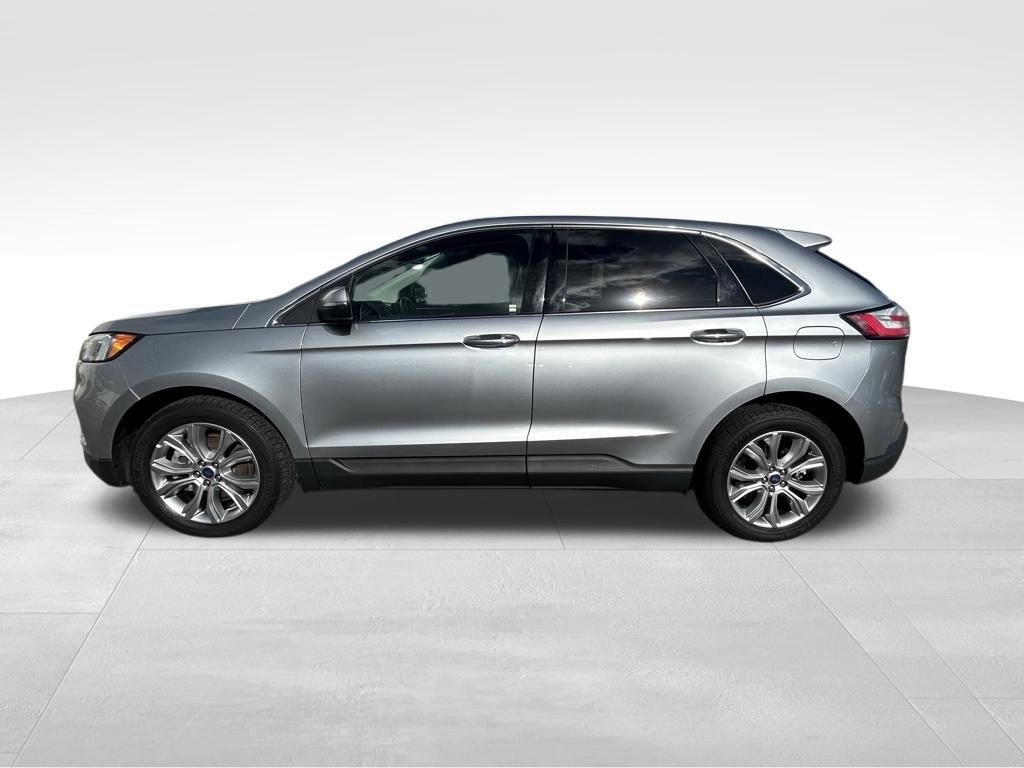 Certified 2022 Ford Edge Titanium w/ Equipment Group 301A image 18