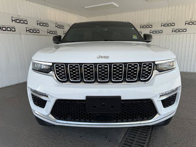 Used 2025 Jeep Grand Cherokee Summit AWD/4WD image 25