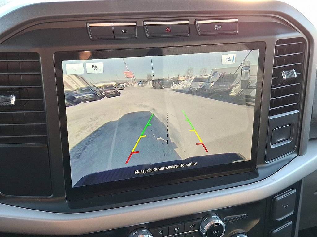 Certified 2022 Ford F150 XLT w/ Equipment Group 302A High image 18