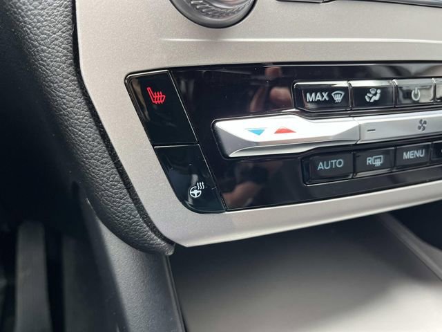 Certified 2022 Ford Explorer XLT w/ Equipment Group 202A image 34