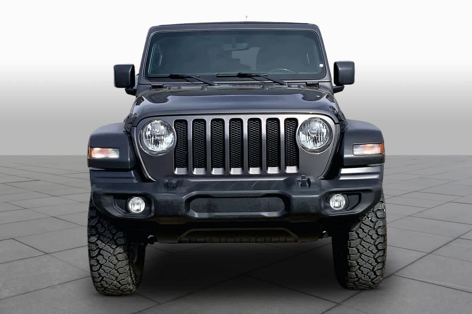 Used 2021 Jeep Wrangler Unlimited Sport w/ Sun And Sound Package AWD/4WD image 4
