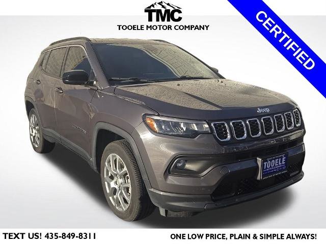 Used 2024 Jeep Compass Latitude image 1