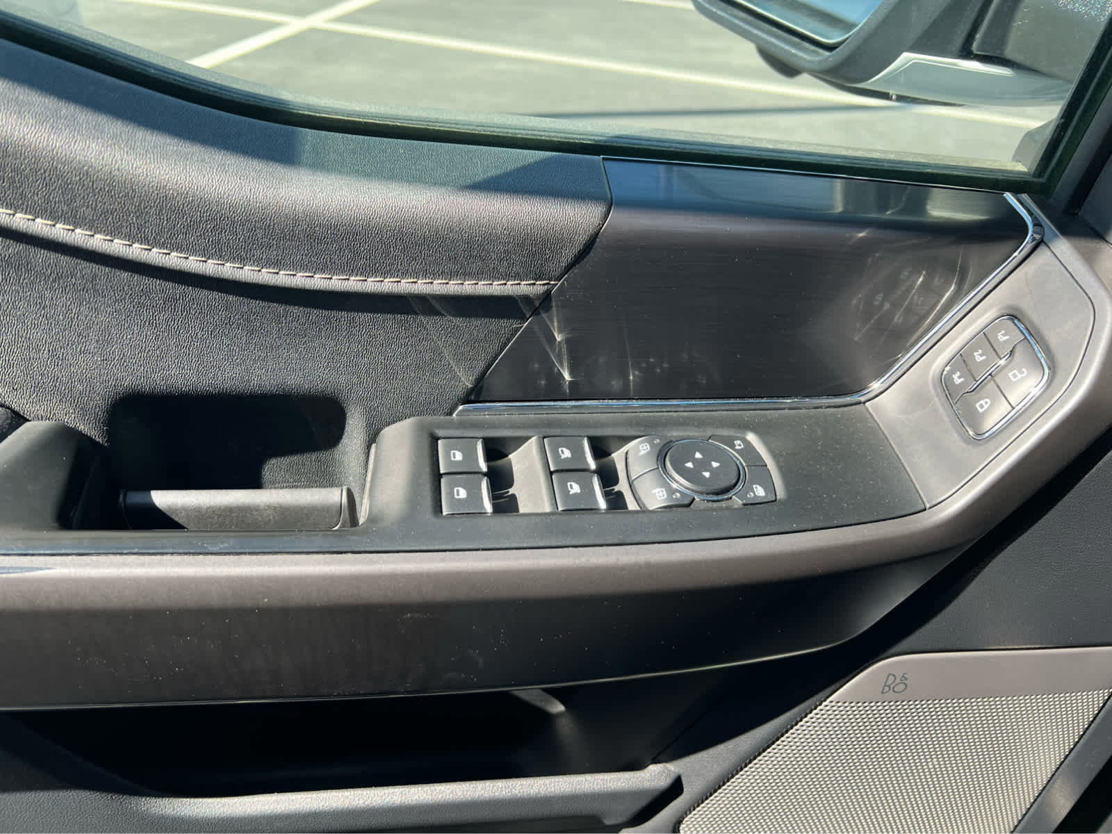 Certified 2025 Ford F150 Lariat image 33