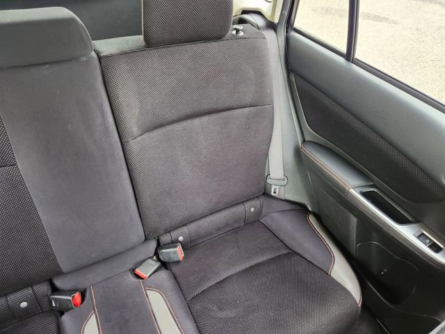 Used 2017 Subaru Crosstrek 2.0i Premium image 17