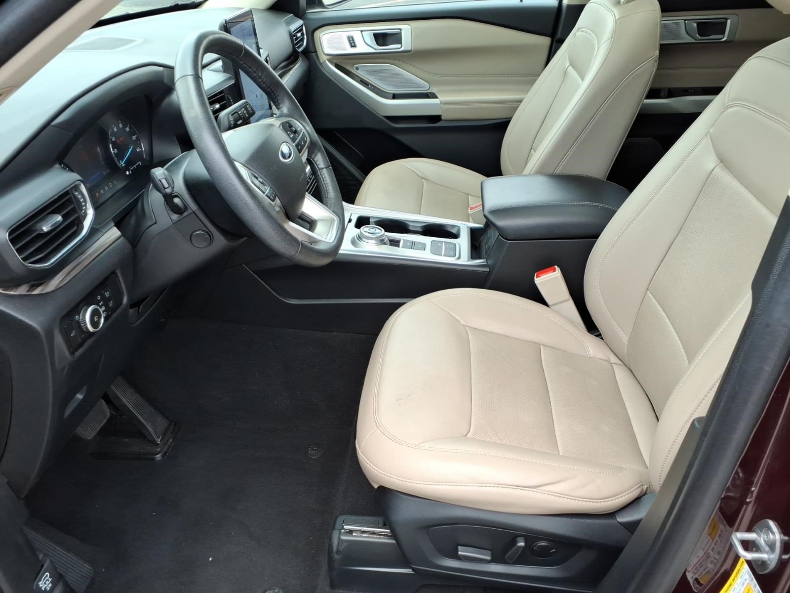 Certified 2023 Ford Explorer Limited w/ Limited Technology Package RWD image 14