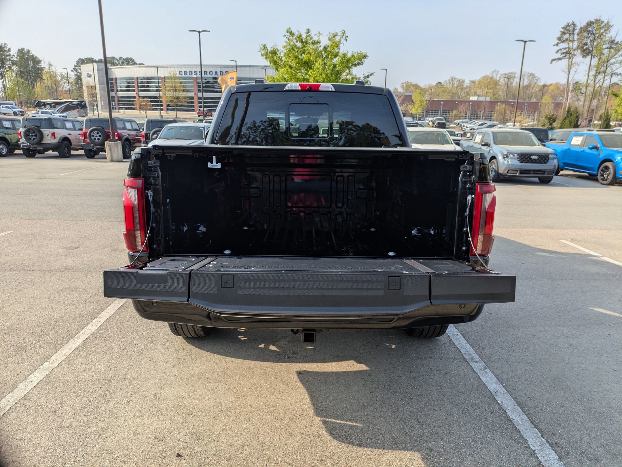 Certified 2025 Ford F150 Platinum w/ Equipment Group 702A High image 38