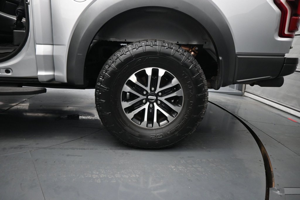 Certified 2019 Ford F150 Raptor w/ Equipment Group 802A Luxury AWD/4WD image 21