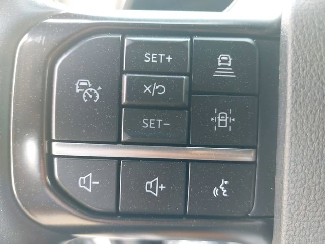 Certified 2023 Ford F150 Platinum w/ Equipment Group 701A High image 17