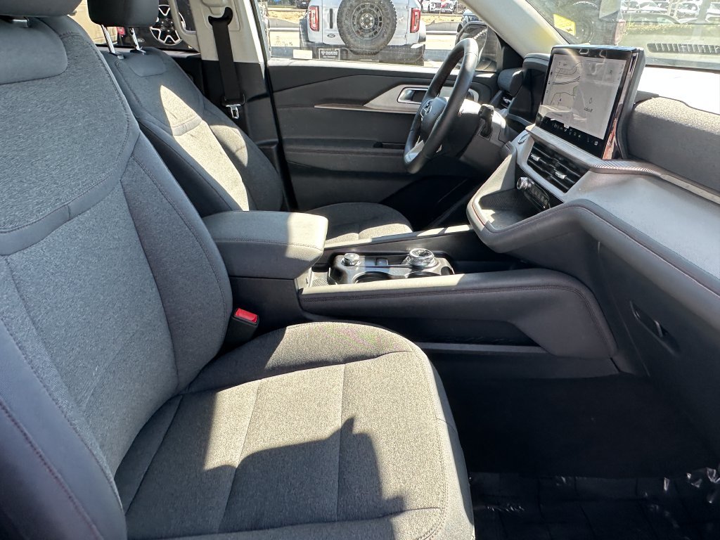 Certified 2026 Ford Explorer Active RWD image 16