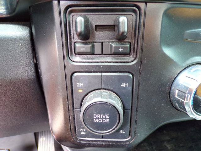 Certified 2024 Ford F350 Lariat w/ Lariat Ultimate Package AWD/4WD image 21