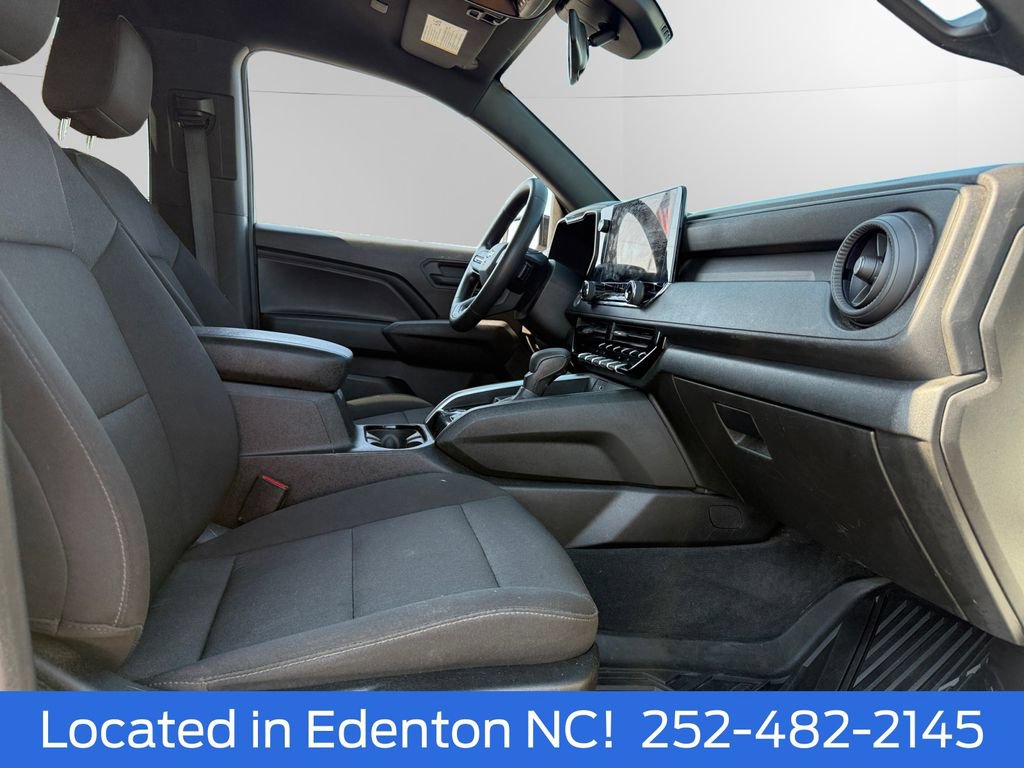 Used 2023 Chevrolet Colorado W/T RWD image 16
