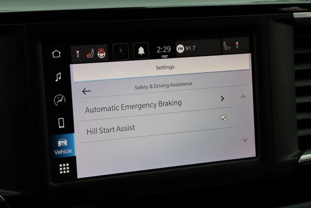 Used 2024 Chrysler Voyager LX image 27