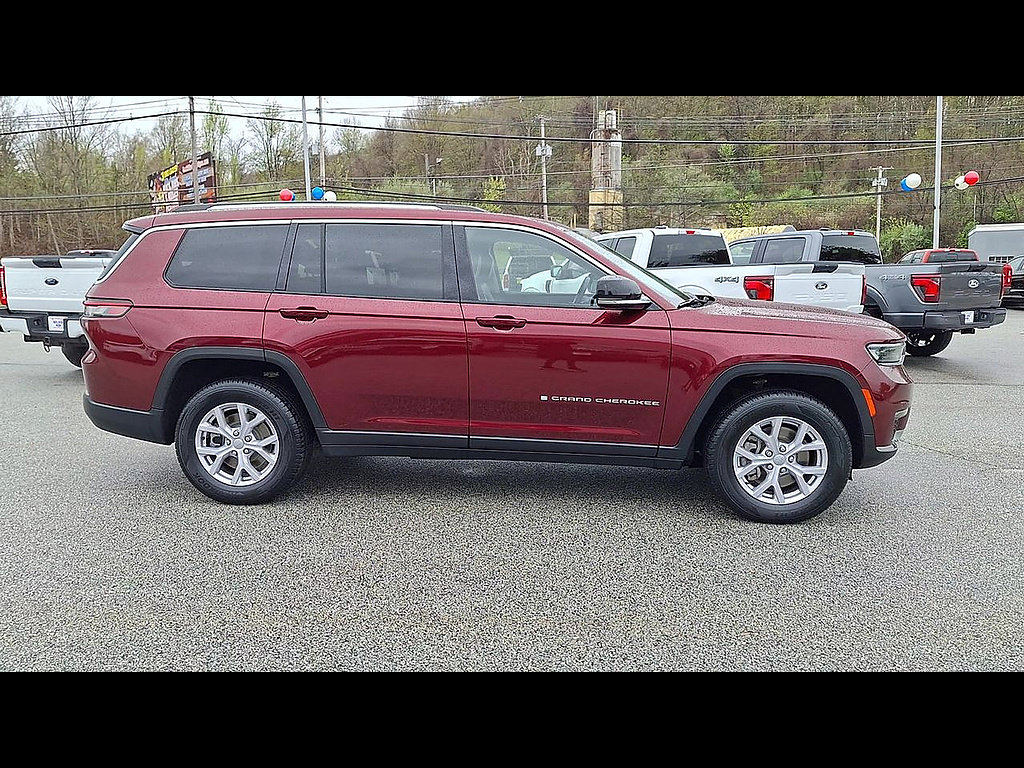 Used 2022 Jeep Grand Cherokee L Limited AWD/4WD image 9