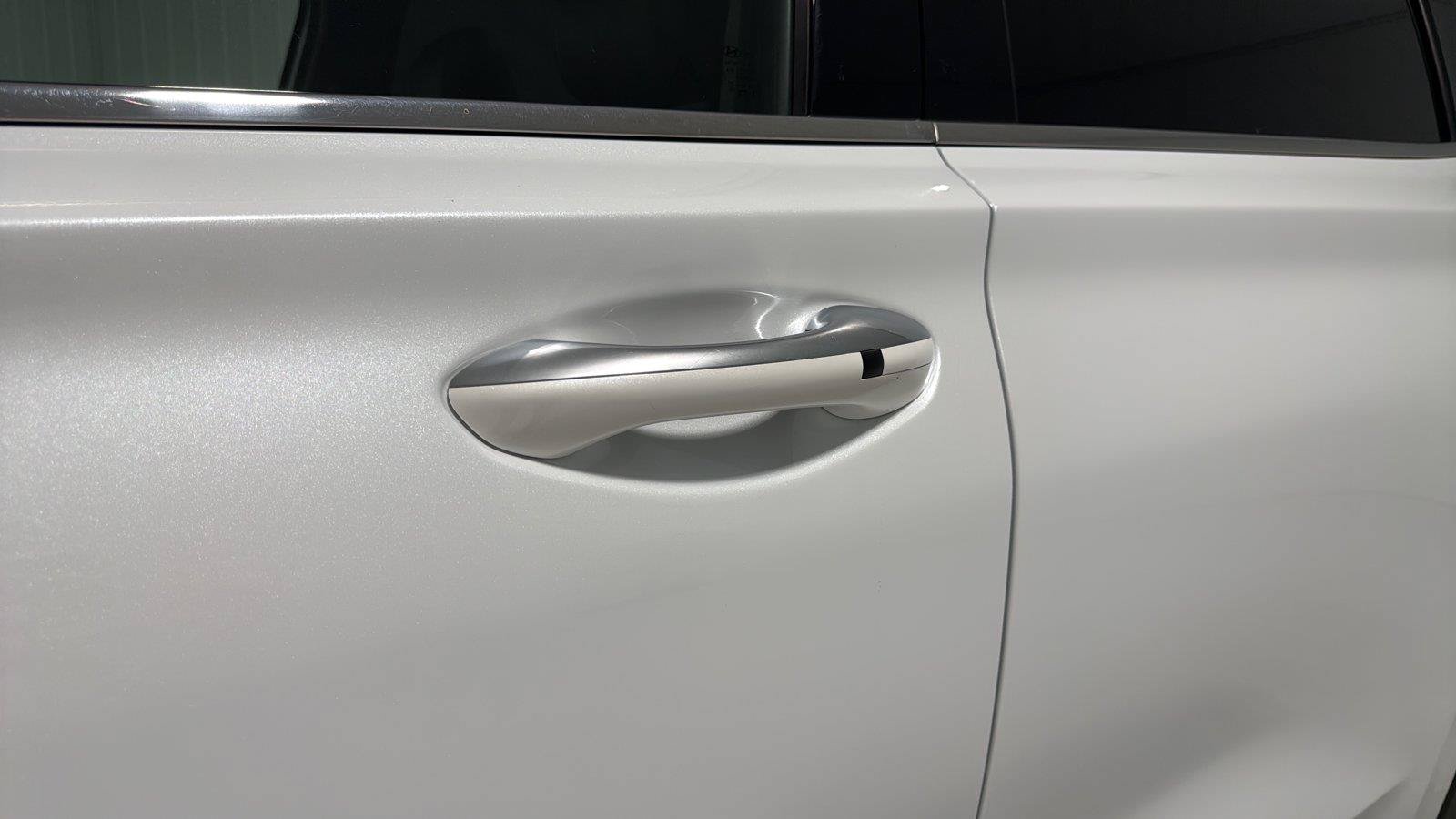 Used 2019 Hyundai Santa Fe Limited AWD/4WD image 31