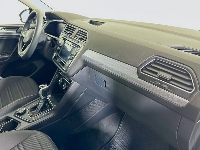Used 2023 Volkswagen Tiguan S image 29