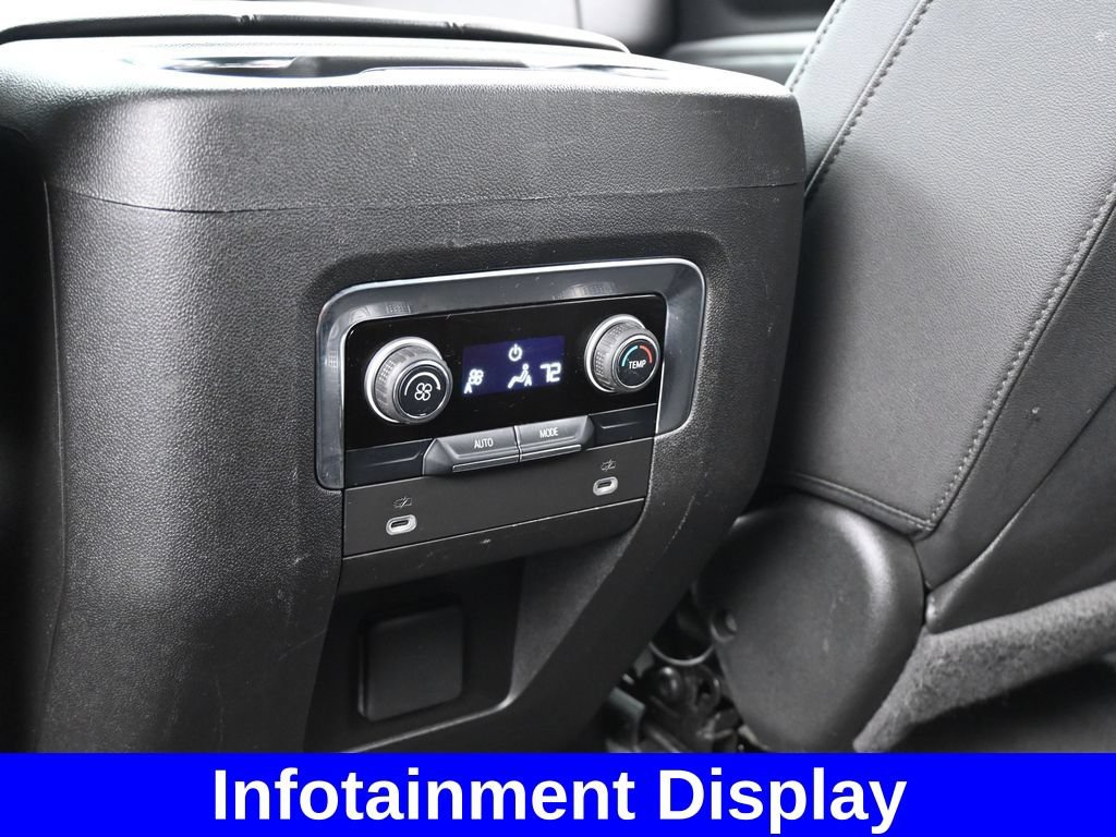 Used 2023 Chevrolet Suburban LT AWD/4WD image 30