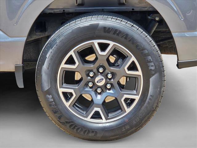 Certified 2025 Ford F150 STX w/ Equipment Group 200A RWD image 23