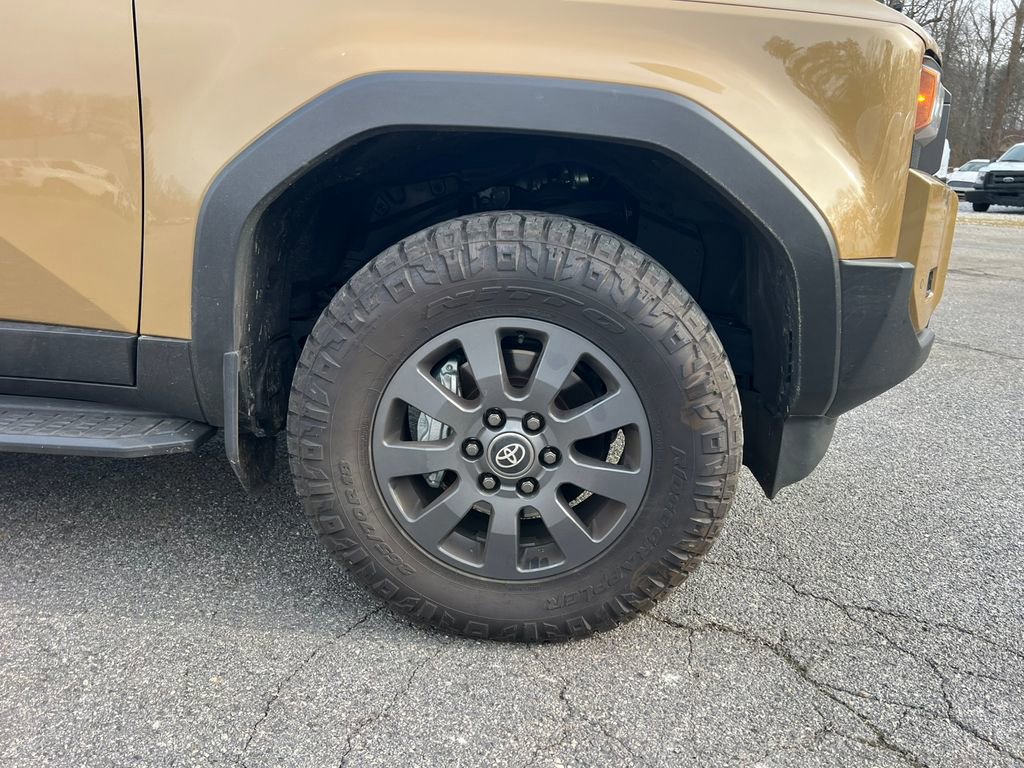 Used 2024 Toyota Land Cruiser image 12