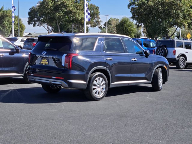 Used 2025 Hyundai Palisade SEL FWD image 4