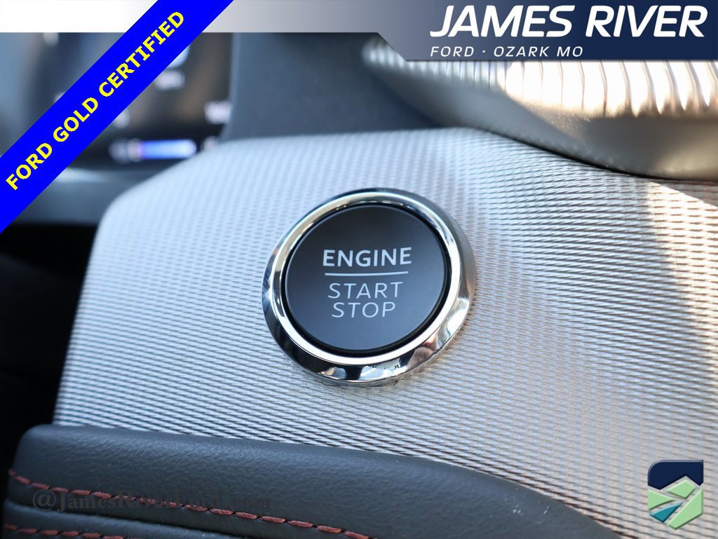 Certified 2025 Ford Explorer Active image 33