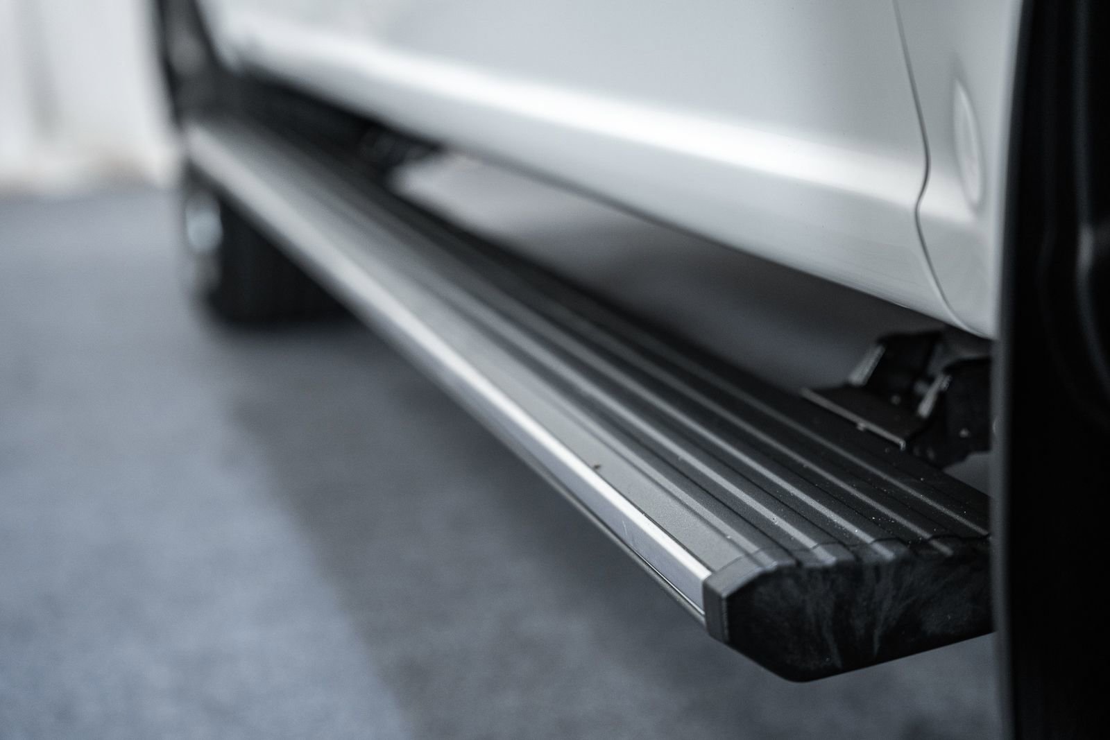 Certified 2023 Ford F150 Lariat w/ Equipment Group 502A High image 25