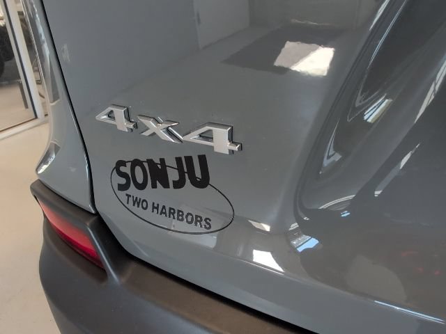 Used 2022 Jeep Cherokee Limited AWD/4WD image 36