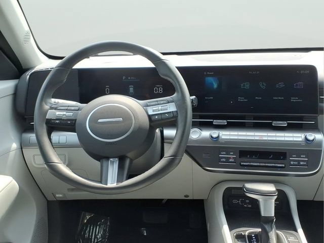 Used 2025 Hyundai Kona SEL AWD/4WD image 10